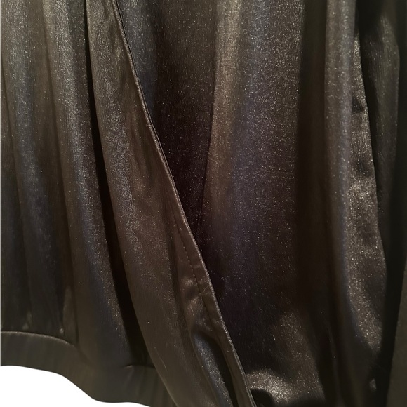 NWT International Concepts black v neck coated long sleeve blouse size XLP - Picture 4 of 10